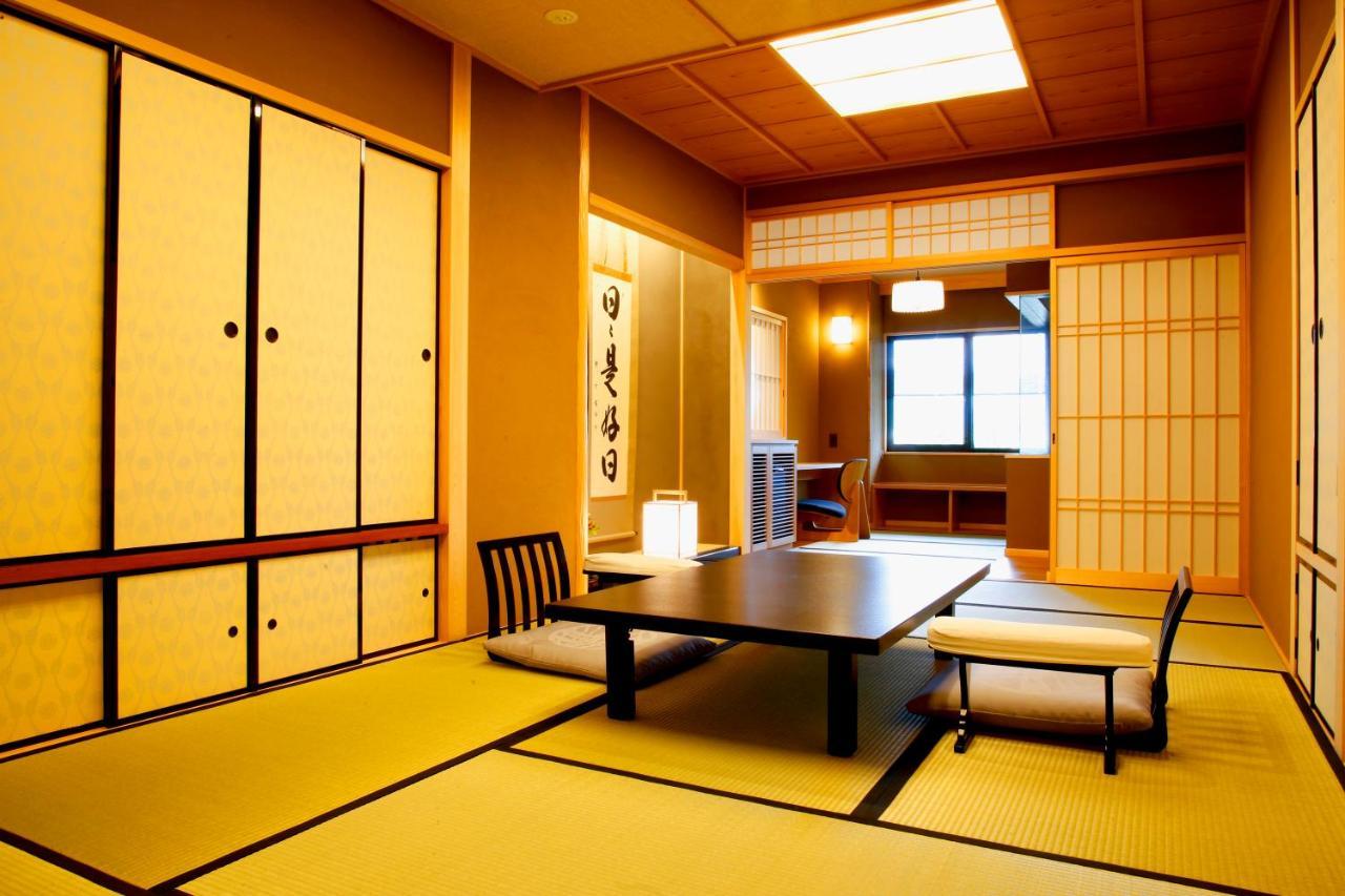 Kyoto Arashiyama Onsen Ryokan Togetsutei ภายนอก รูปภาพ