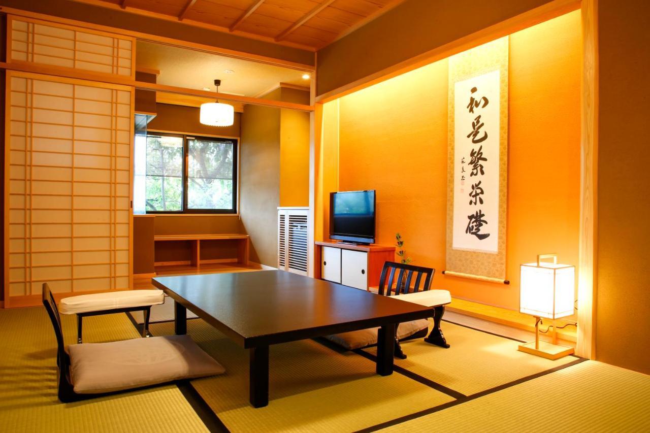 Kyoto Arashiyama Onsen Ryokan Togetsutei ภายนอก รูปภาพ